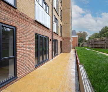 Ground Floor Flat, St Marys Road, Greenhithe, Kent - Photo 1