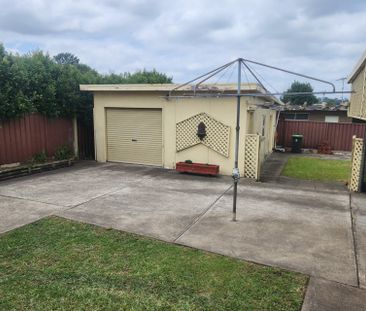 Available 12 December - Photo 4