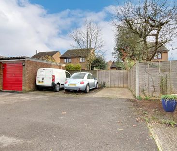 3 bedroom terraced house to rent - Photo 5