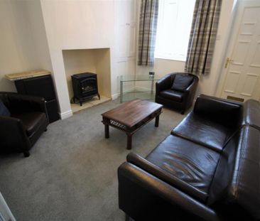 2 bedroom private hall to rent - Photo 6