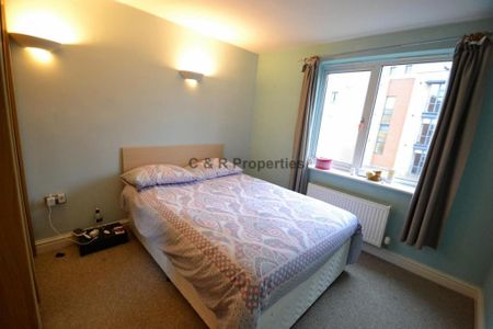 3 bedroom apartment to rent - Photo 4