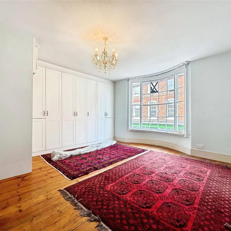 3 bedroom flat to rent - Photo 1