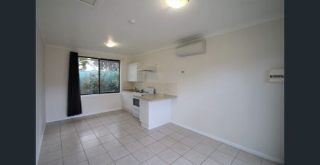 Tucked Away Granny Flat - Photo 4