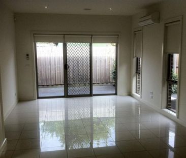 Modern 2-Bedroom Home in Bundoora - Photo 4