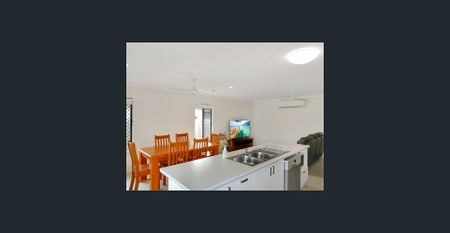 Modern Living in the Heart of Sanctum - Photo 2