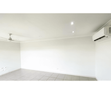 Modern, Light-Filled Low-Set Home in Quiet Hillcrest Pocket - Photo 1