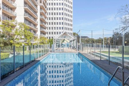 Supersized Sanctuary in the Sensational St Kilda Road Precinct! - Photo 5