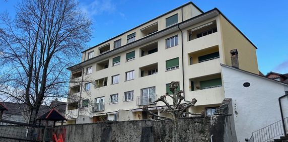 To rent in the heart of Estavayer-le-Lac 3.5 rooms with balcony - Photo 2