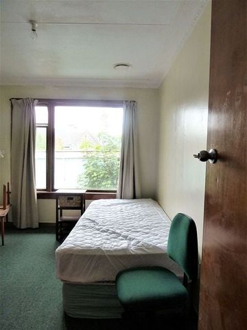 Charming Home in North Dunedin! - Photo 4