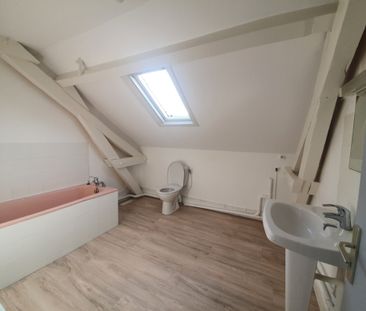 Location Maison 4 pièces 90m² - Photo 2