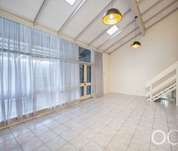 Open The Door To A Treasured City-Edge Haven on Vincent Street - Photo 2