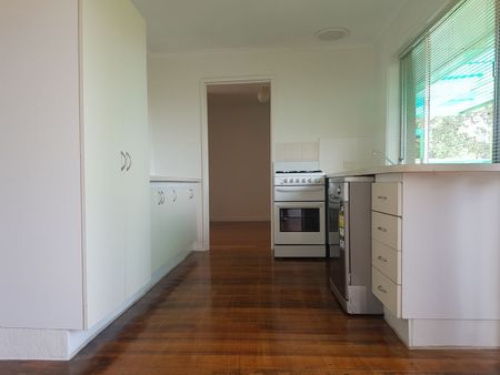 1/47 Falcon Drive, Melton, VIC 3337 - Photo 4