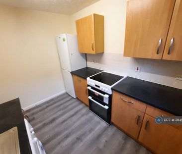 2 bedroom flat to rent - Photo 5