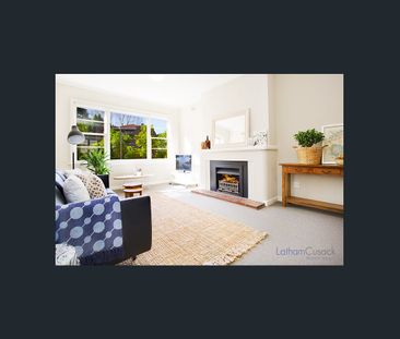 **First Open for Inspection, 9.20-9.40am, Saturday (15/11/25)** Lea... - Photo 2