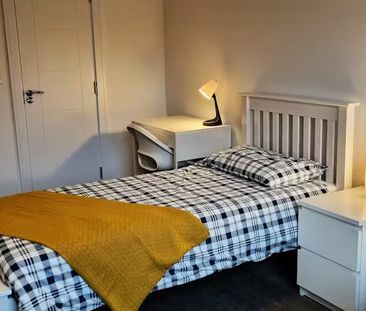 Phibsborough Road, Dublin - Photo 4