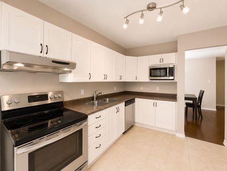 For Lease - 12 KIMBOLTON Crescent, Kanata, Ontario - Photo 4