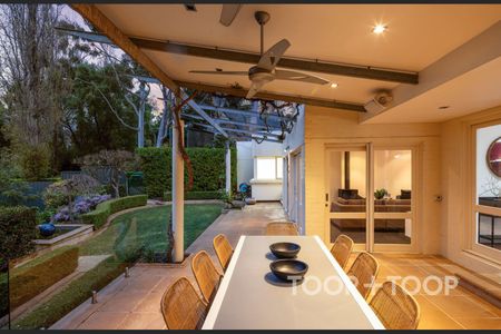 Family Home Full of Character - Photo 3