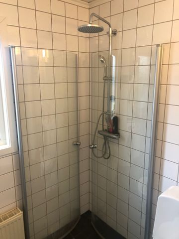 GISSLAGÅRDSVÄGEN, Hamneda - Foto 4