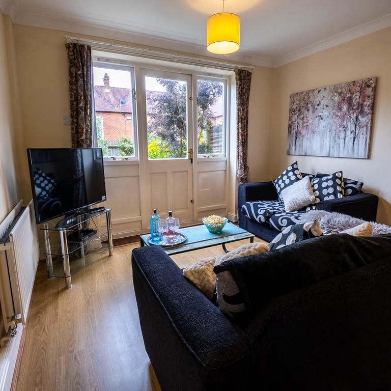 4 bedroom house to rent - Photo 1