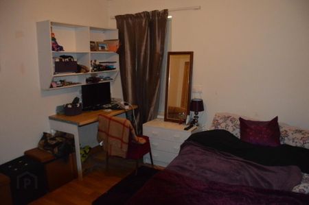 1-72 Fitzroy Avenue, Belfast, BT7 1HU - Photo 2