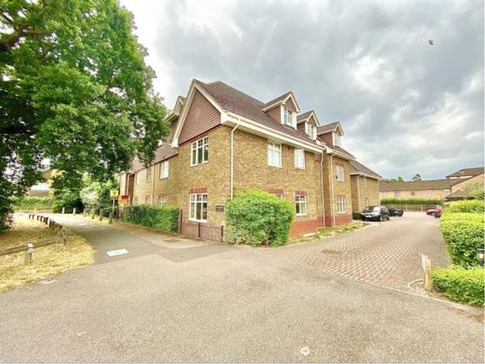 Wentworth Place, Camberley - 1 bedroomProperty for lettings - Seymours - Photo 1