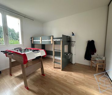 MAISON VOISINS LE BRETONNEUX - 8 pièce(s) - 161.6 m2 - Photo 4