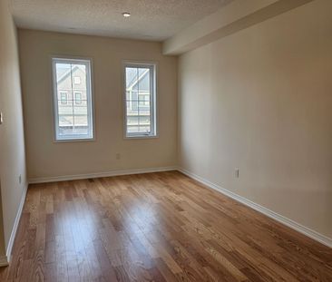 For Lease - 81 Holder Drive, Brantford, Ontario - Photo 2