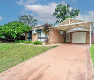 Comfortable Living with Great Entertaining Space - Photo 3