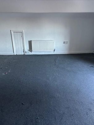 4 bedroom terraced house to rent - Photo 1