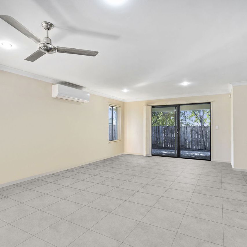 5 Benjamin Street,PIMPAMA - Photo 1