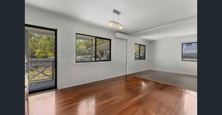 Spacious 3-Bedroom, 2-Bathroom Home in the Heart of Margate - Photo 5