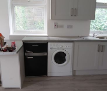 1 Bed Flat, Kingston Road, B9 - Photo 2