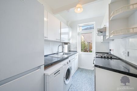 Streatham Vale, London, SW16 - Photo 4