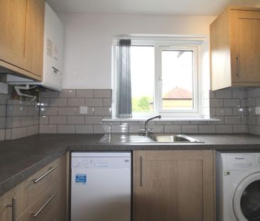 Michelbourne Close, Burgess Hill, RH15 - Photo 6