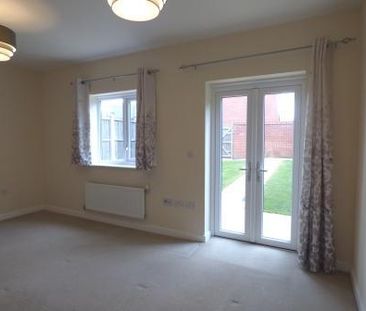 2 bedroom terraced house to rent - Photo 3