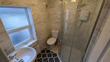 Eastbank Street, Southport Town Centr... - Photo 5