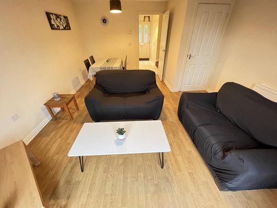 2 bedroom semi-detached house to rent - Photo 1