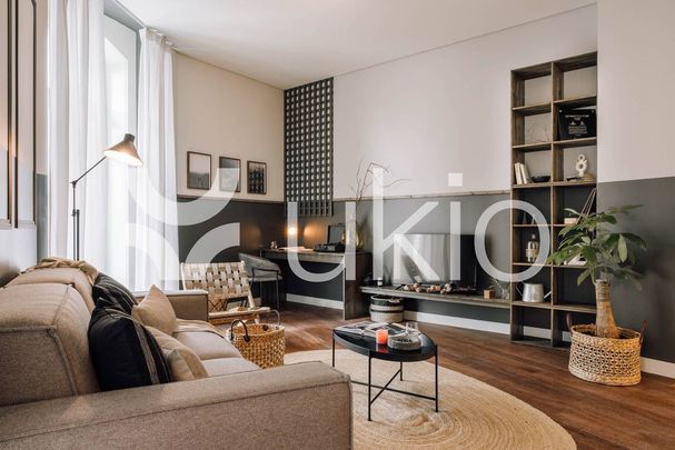 2 room luxury Flat for rent in Lisbon - Photo 1