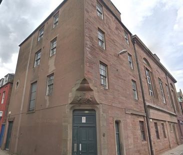 3 bedroom flat to rent - Photo 3