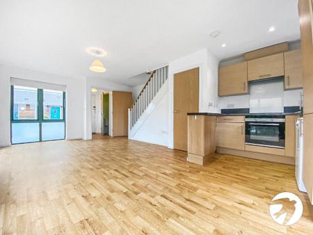 2 bedroom end of terrace house to rent - Photo 5