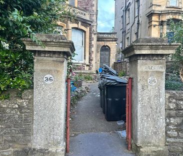 2 bedroom flat to rent - Photo 6