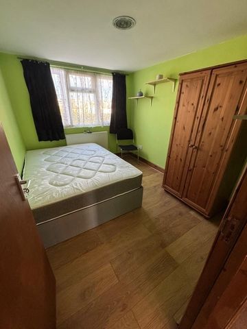 Room in a Shared House, Church Road, E10 - Photo 4
