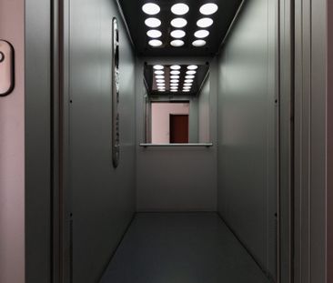 Kawalerka, parking, ul. Radzikowskiego - Photo 6