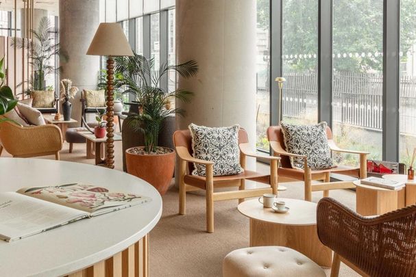 Studio to rent - Photo 1