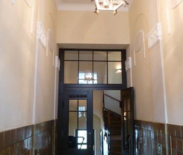 DACHGESCHOSS-TRAUM mit BALKON und PARKETTBODEN - Photo 4