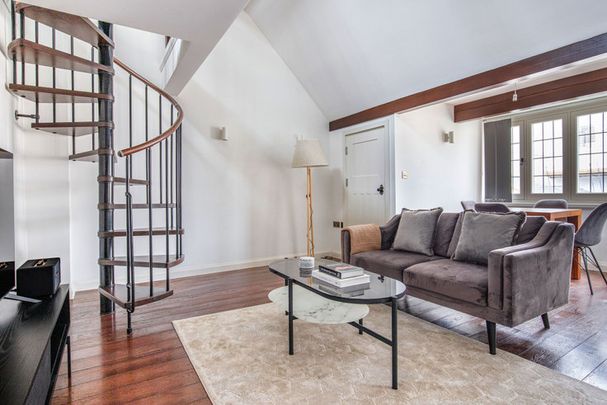 Cleveland Street - Photo 1