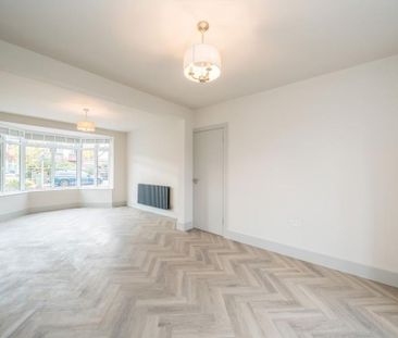 3 bedroom semi-detached house to rent - Photo 3