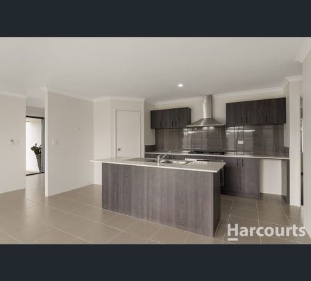 44 Barron Turn, South Yunderup, WA 6208 - Photo 1