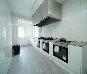 7 bedroom terraced house to rent - Photo 2