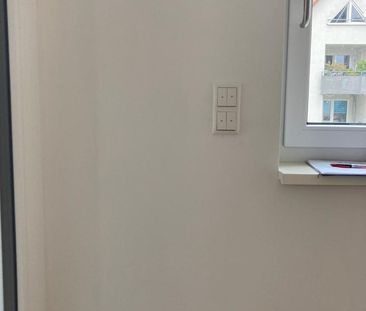 schicke 1 ZKB Wohnung mit Balkon, Desingfussboden, Fußbodenheizung-... - Foto 1